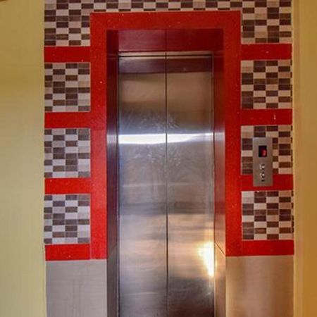 Fabhotel Rr Suites Гувахати Екстериор снимка